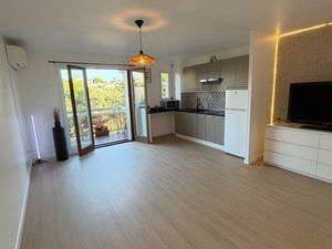 Studio 30m2 refait à neuf - terrasse & cave
