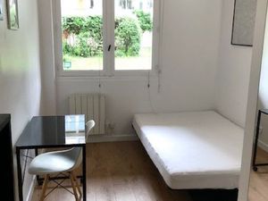 Studette meublée Saint-Cloud centre