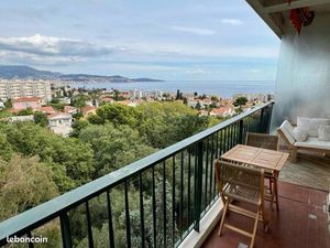 2 pieces rénové vue mer  cave et garage – Nice Fabron