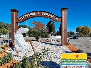 Local industriel 366 m²