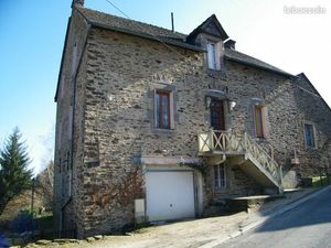Belle maison en pierres