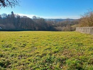 Terrain constructible à vendre avec PC