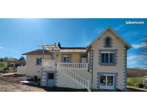 Maison de maître entièrement rénovée