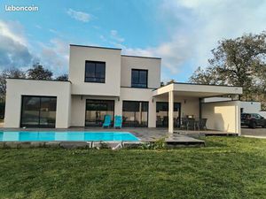 Maison contemporaine 240 M2