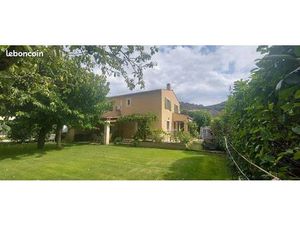 Maison T6 de 145M2 avec terrain de 800M2