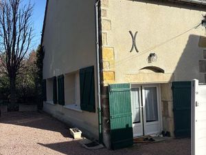 Belle petite maison avec grange