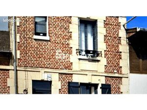 Maison de ville 1 pièce 110 m²