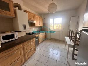 Appartement T4 avec balcon et garage