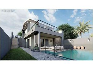 Maison sur Sainte Suzanne  quartier Français