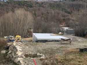 Terrain avec fondation + permis validé