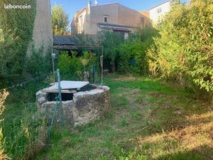 Parking/box 1 pièce 60 m²