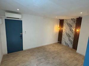 Charmant studio entièrement rénové