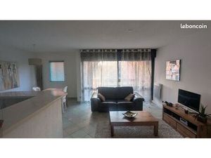 Appartement 3 pièces. 63 5 m2