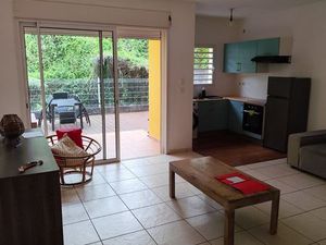 Charmant T2 en centre ville du tampon