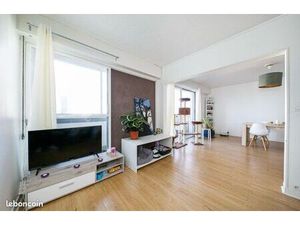 Grand t4 82m2 - balcon et loggia - libre d’occupation proche à deux pas du campus mazier