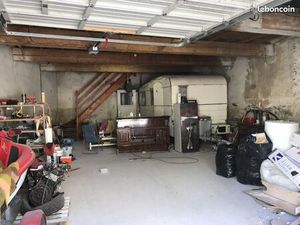 GARAGE à TREBES