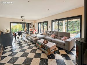 Maison 6 pièces 176 m²