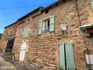 Propriété 5 pièces 233 m²