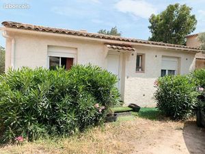 Maison mitoyenne 3 pièces avec terrain et jardin route de Bonifacio