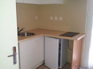 Particulier loue T1 en rez de jardin