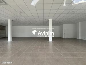 Bureaux 180 m² Baie-Mahault