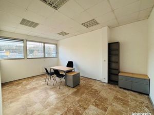 A LOUER - BUREAU NEUF 20m²