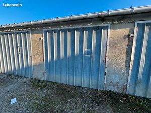 Parking/box 1 pièce 10 m²