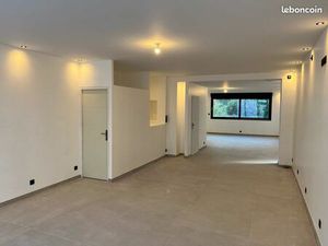 Local commercial centre ville Chauny 70m2 neuf