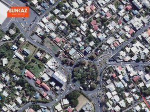 Local 500 m² LE TAMPON