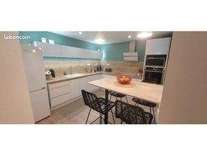 Maison de ville avec terrasse