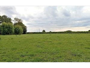 Terrain 3 851 m² Jonzac