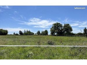 Terrain 1 818 m² Saint Quantin De Rancanne