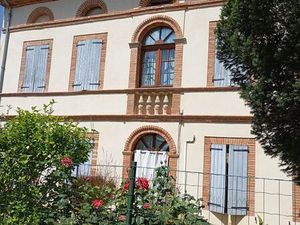 Location grand studio meublé Buzet sur Tarn