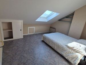 Chambre avec SDB privée  WC + bureau chez l’habitant