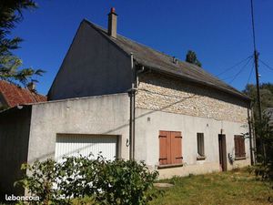 MAISON A RENOVER environ 140 m² aménageables + 600 m² TERRAIN – 26 000 – GROS POTENTIEL