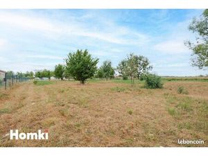 Terrain 1 000 m² Longages