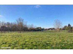 Terrain 1 672 m² Rieumes