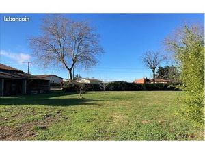 Terrain 927 m² Carbonne
