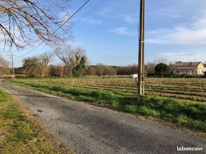 Terrain 902 m² Saint Savin