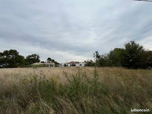 Terrain 1 090 m² Fontenilles