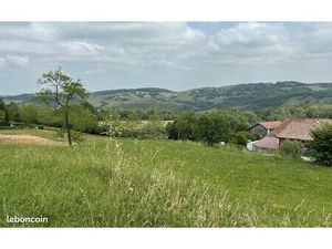 Terrain 2 504 m² Montberaud