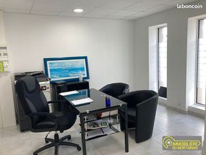 Local 54 m² Saint-Hilaire-du-Harcouët