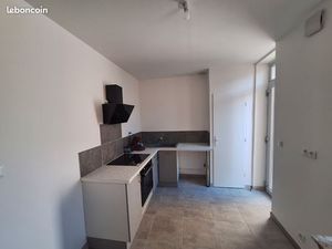 Maison de ville rénovée avec exterieur