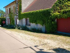 10 pièces 200 mètres carrés