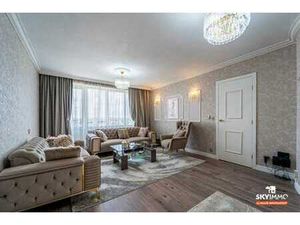 MAGNIFIQUE PENTHOUSE - 2 CH - TERRASSE - IDEALEMENT SITUE !