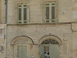 Immeuble ancien à fort potentiel – Lamarque (Médoc)