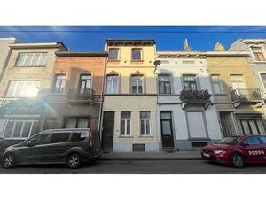 HUART HAMOIR - MAISON +/-186M2 AVEC COUR ARRIERE +/-33M2