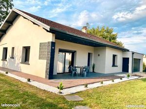 Maison plain-pied – 88 m² - 3 chambres - garage double