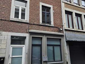 Maison de caractère avec jardin perché – Centre de Huy