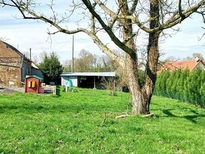 Maison 6 pièces  grand jardin et dépendances